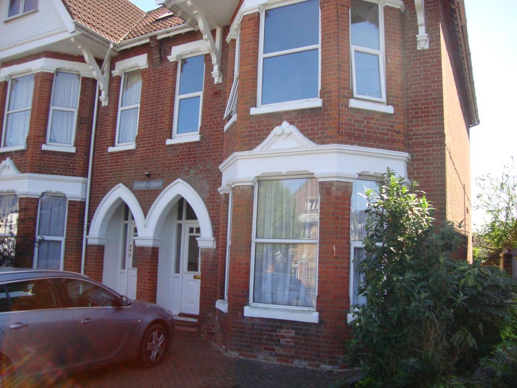 Number 10 Service Apartment - Danes Southampton Szoba fotó
