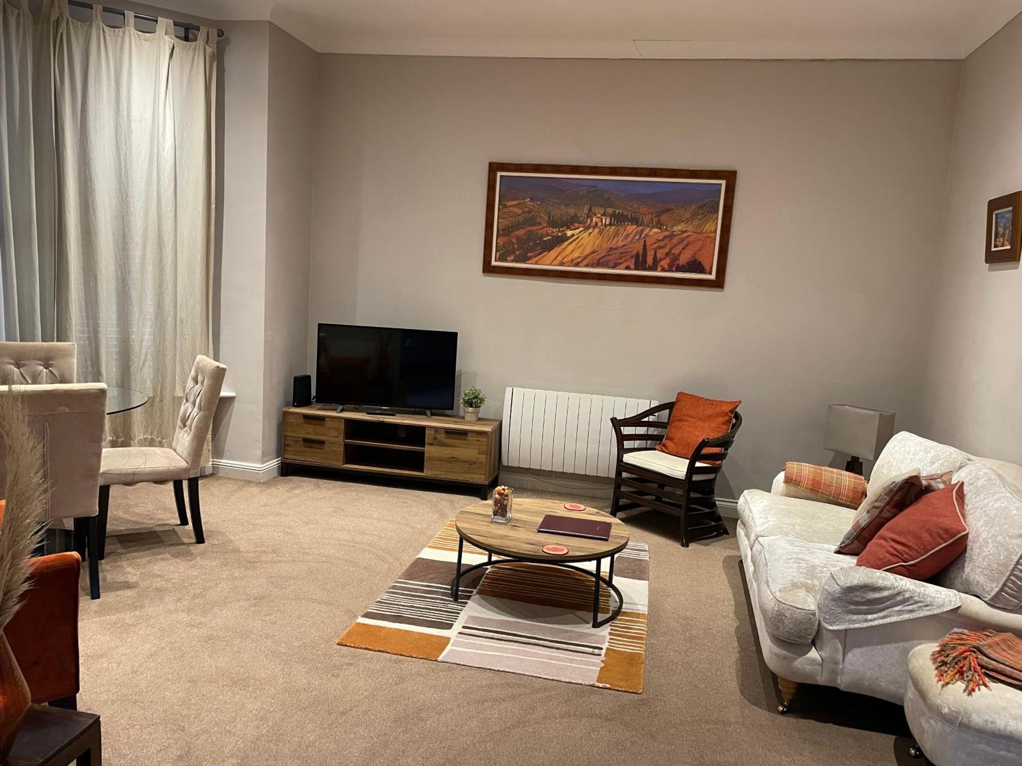 Number 10 Service Apartment - Danes Southampton Kültér fotó