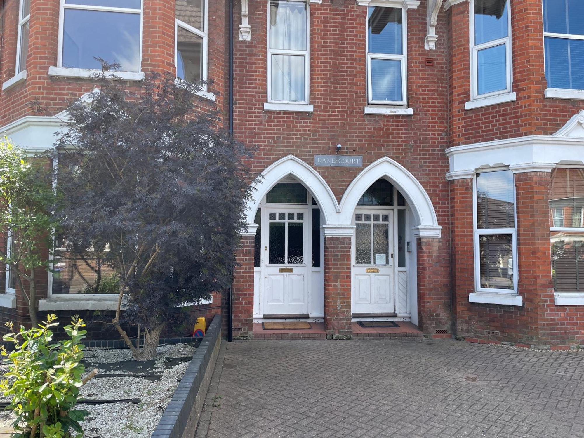 Number 10 Service Apartment - Danes Southampton Kültér fotó